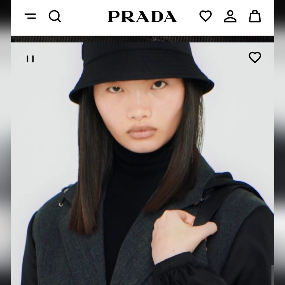 Prada Black Logo Triangle Bucket Hat - Picture 9 of 10